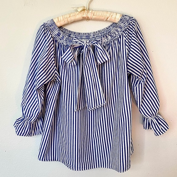 J.O.A. - Blue & White Stripe Blouse - Off Shoulder or On with Ties XS - Picture 3 of 11